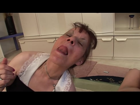 ❤️ De grann ak yon granpapa gen yon triyo ☑ Fucking nan ht.eviewporn-com.ru ❌